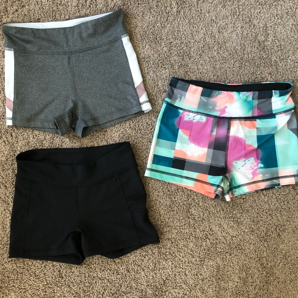 Lots of aeropastel shorts